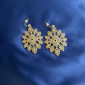 Gold dangle earrings